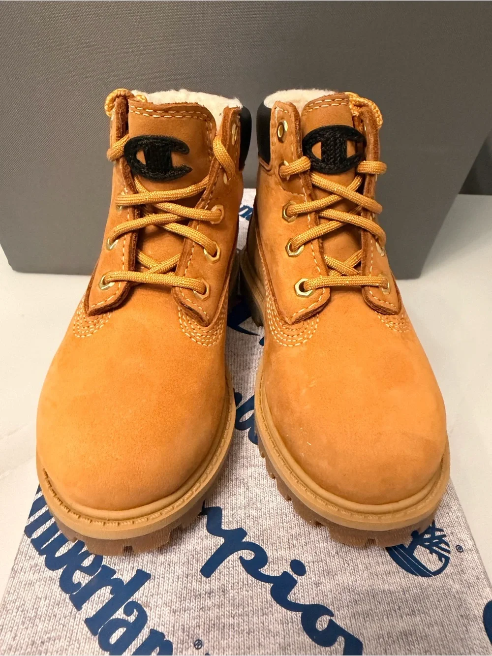 Champion x Timberland 6-Inch Premium Shearling Toddler Boot Size 8
